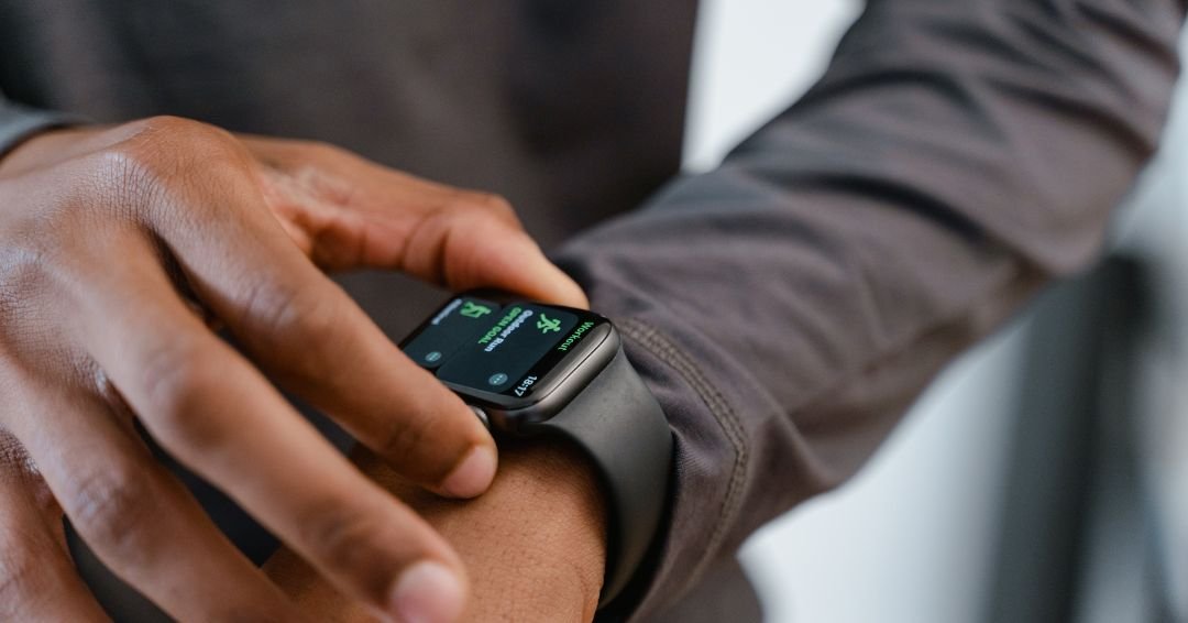 Wearables 2025: los relojes inteligentes que cuidan tu salud mental